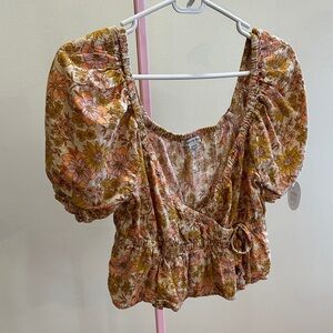 American Eagle Outfitters Pink & Mustard Floral crop top